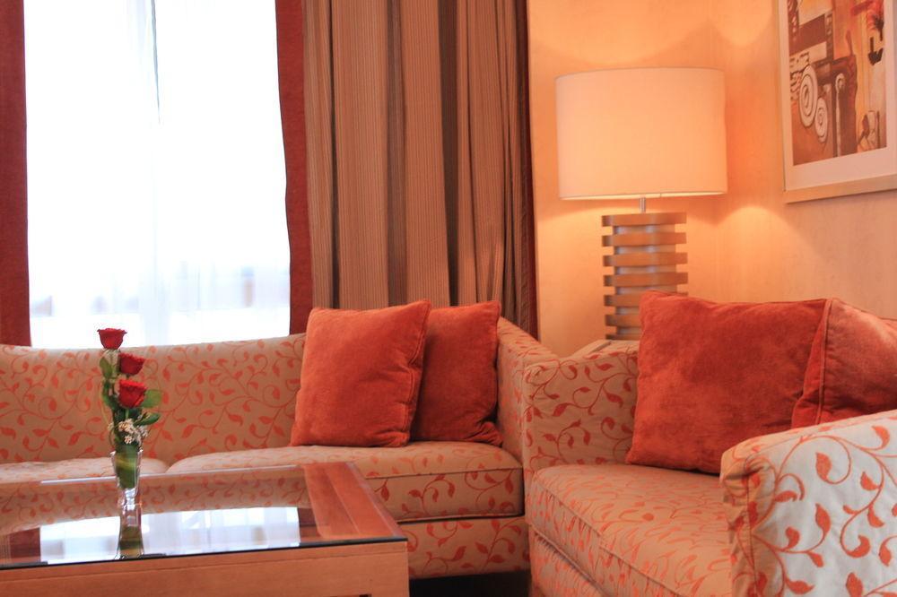 Time Opal Hotel Apartments Dubai Dış mekan fotoğraf